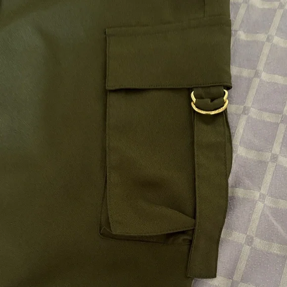 MICHAEL Michael Kors Dark Green Cargo Pants - Picture 4 of 8